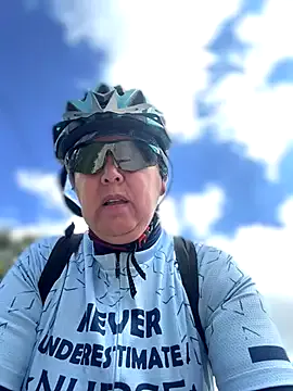 emma_tour on StripChat