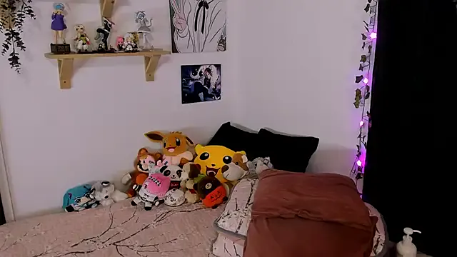 emma_trevorr on StripChat 