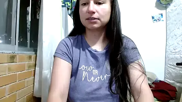 StripChat Escarcha-blue is Freechat Escarcha-blue — Give me love and I will give you desire,