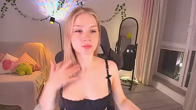 Eva_Davi — ANAL SHOW DILDO ASS