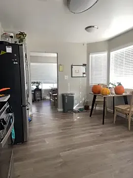 Freechat Eva_Monroe- on StripChat