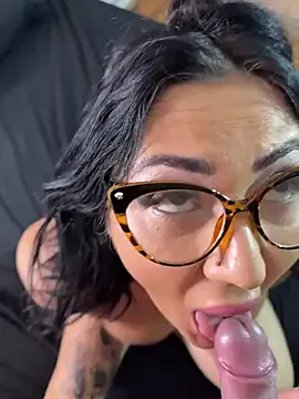 Group Evamendez02 on StripChat