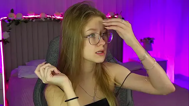 StripChat EveMundie is Freechat EveMundie — everything in a piggy bank for health