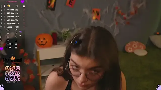 StripChat FlairEdgin is Freechat FlairEdgin — Touch my pussy gently inside panties