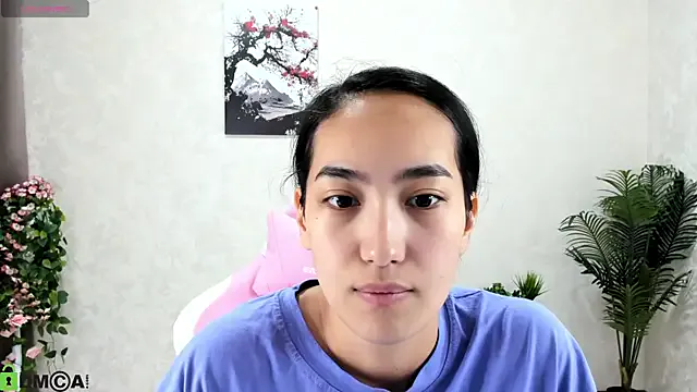 Freechat FlirtyAura on StripChat