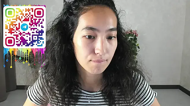 Freechat FlirtyAura on StripChat