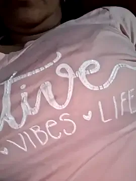 Offline floresblancas on StripChat