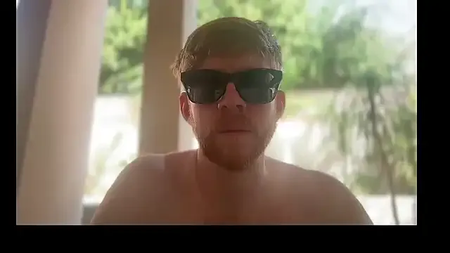 Gingerxl8 on StripChat