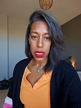 StripChat Goldenlace is Freechat Goldenlace — Jeans off