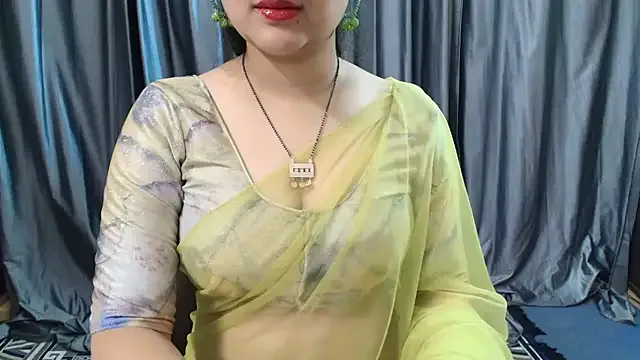 Private goldiwets on StripChat