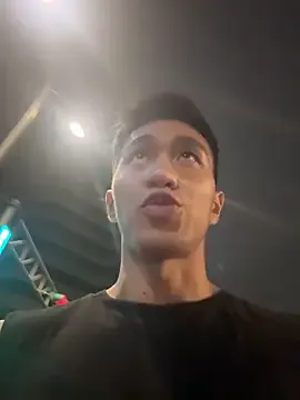 gooodboiii on StripChat