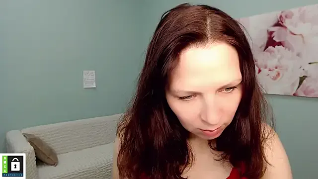 Graceful_Lady — take off shorts