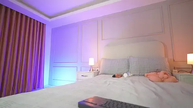 Freechat hanna__w on StripChat