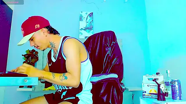 HannibalLester on StripChat 