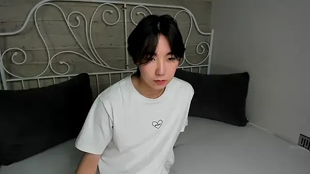 StripChat HeejinWang is Freechat HeejinWang — cum