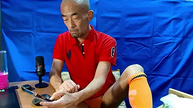 heita_omori — Show my back