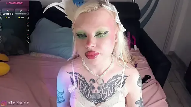 HelenGoat on StripChat 