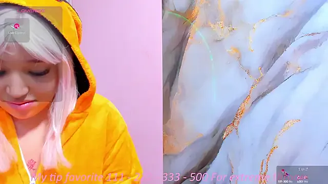 Freechat hinata_dolly on StripChat