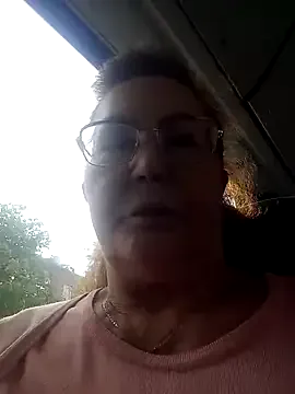 Group Hottie-Mom on StripChat