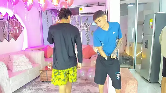 Freechat Houseofwarrios on StripChat