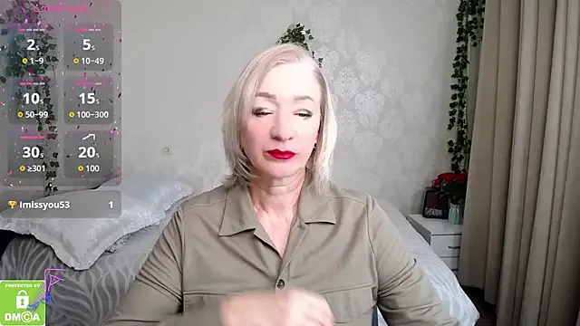 Freechat hunters_woman on StripChat