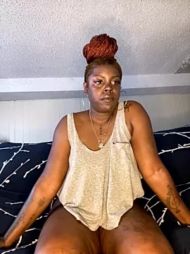 Offline IntrovertedUnicorn on StripChat