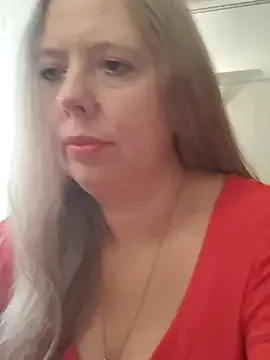 Irina3718 on StripChat 