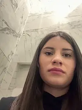 Freechat Isabella21_ on StripChat