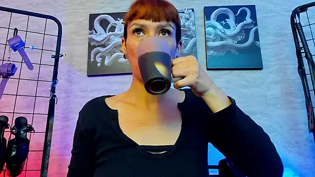 Freechat IvanaFetish on StripChat