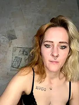 StripChat Jolene_Fuego is Freechat Jolene_Fuego — Flash boobs/ last tip 2 Videos