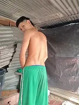 Juan_Hotcaliemte — Cum the bus