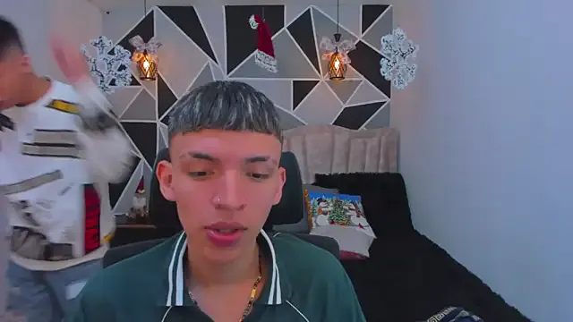 Freechat Juan_Nd_Steven on StripChat