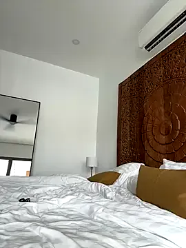 JuicyFruits93 — Oil tits and spit on it + 4 movies