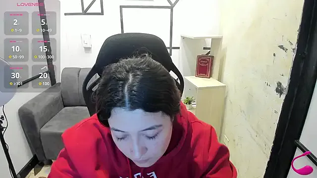 Freechat JulietaKane on StripChat