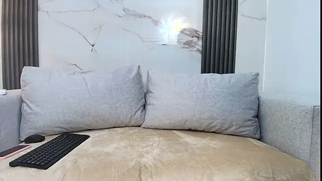 Freechat JulietaMills on StripChat