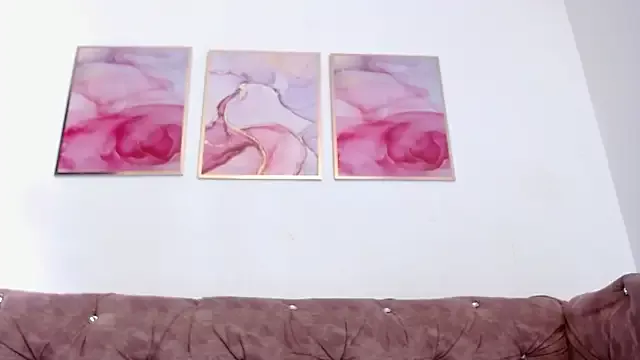 Freechat JulietaMills on StripChat