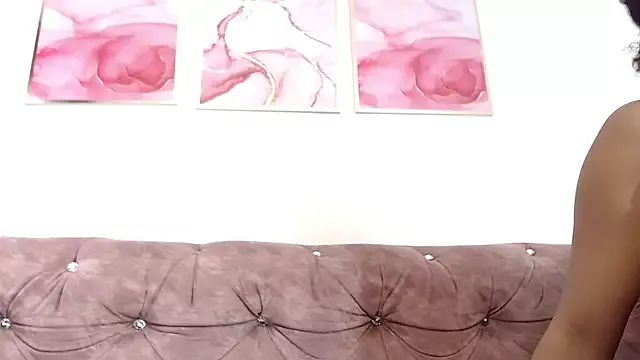 Freechat JulietaMills on StripChat