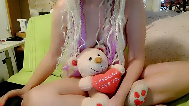 Freechat Kaaarinaa on StripChat