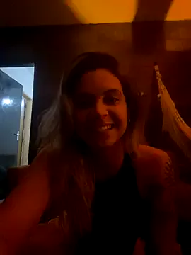 kaakzinha — Freechat on StripChat