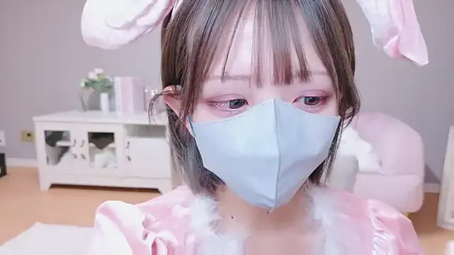 kanata_mu_ch on StripChat