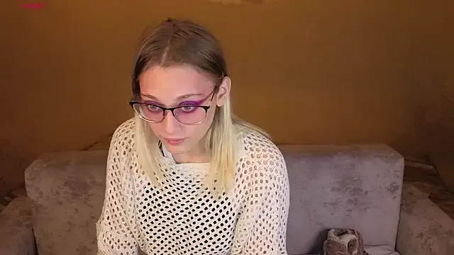 KaraLiin on StripChat