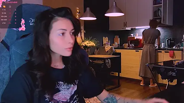 StripChat KatiKate is Freechat KatiKate — slap ass yin and yang