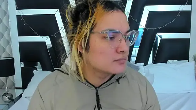 Freechat katya_kozlov on StripChat