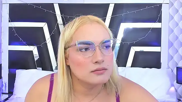 Freechat katya_kozlov on StripChat