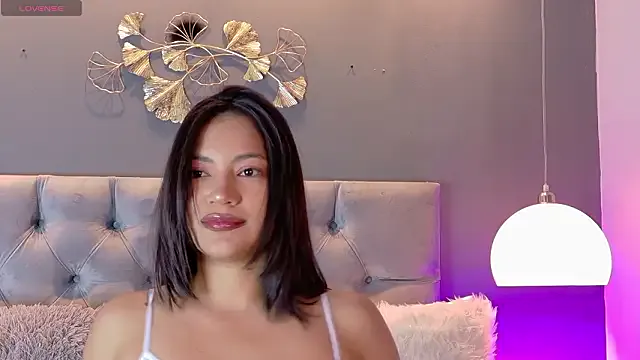 Group kendalFox_ on StripChat