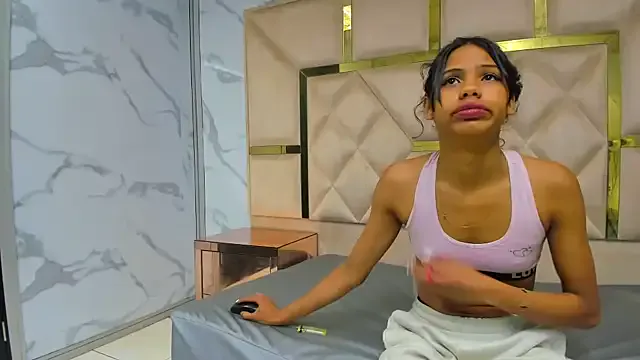 Freechat Kendall_6669 on StripChat