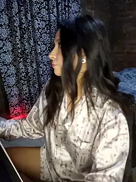 Freechat KityEstrover on StripChat