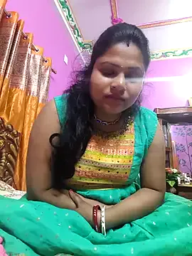 Offline Kiya_6543 on StripChat