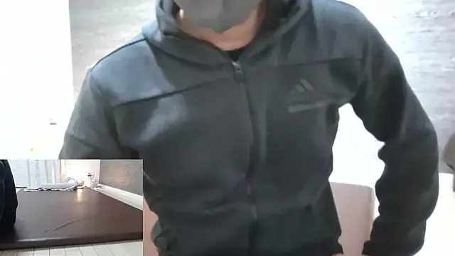 Offline kotetu888 on StripChat