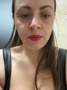 Freechat ladywithbigass on StripChat